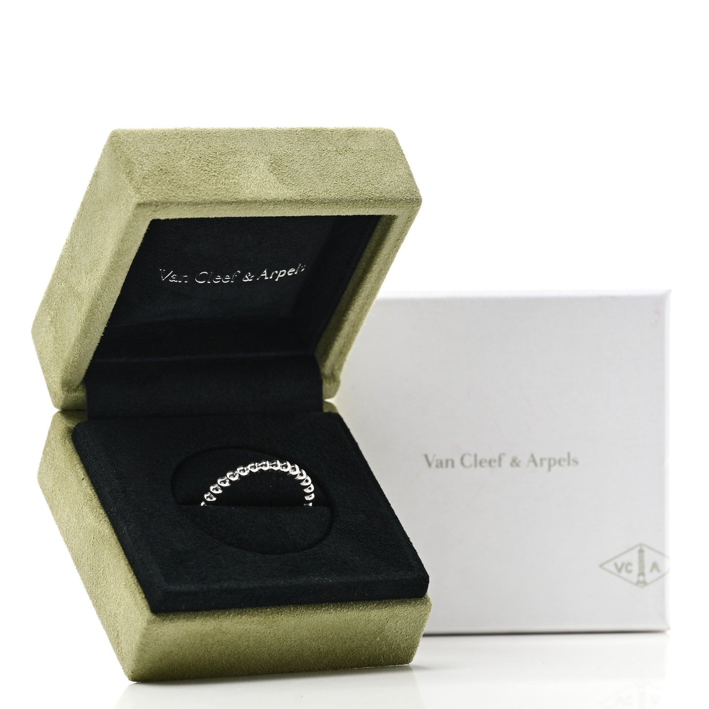 18K White Gold Medium Perlee Ring 65 11