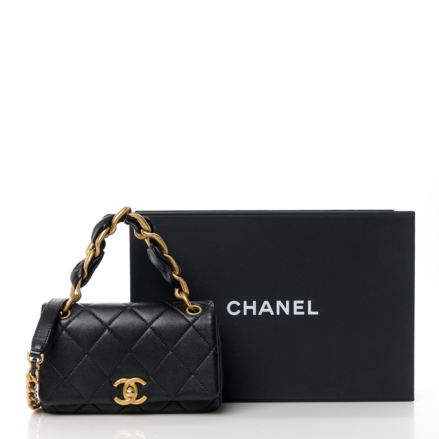 Shiny Lambskin Small Chain Is More Flap Black