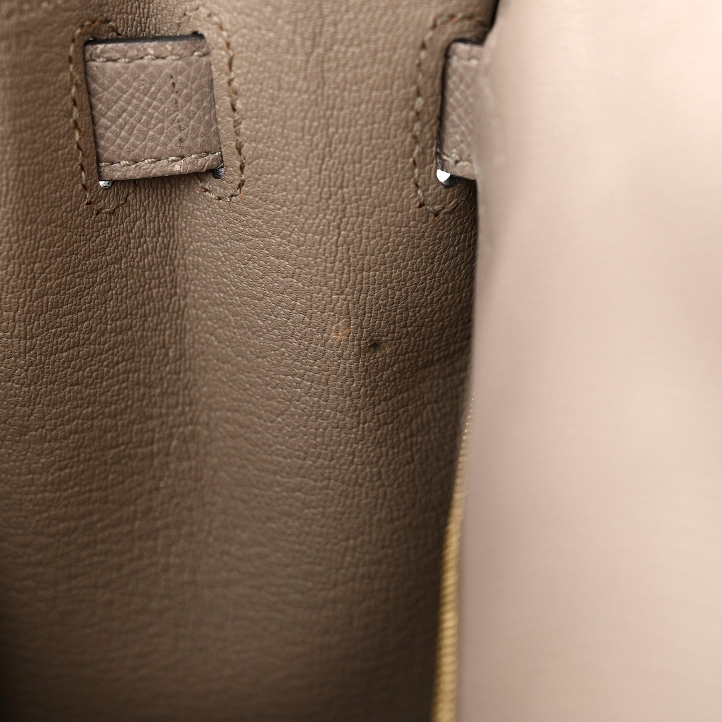 Epsom Kelly Sellier 28 Gris Asphalte