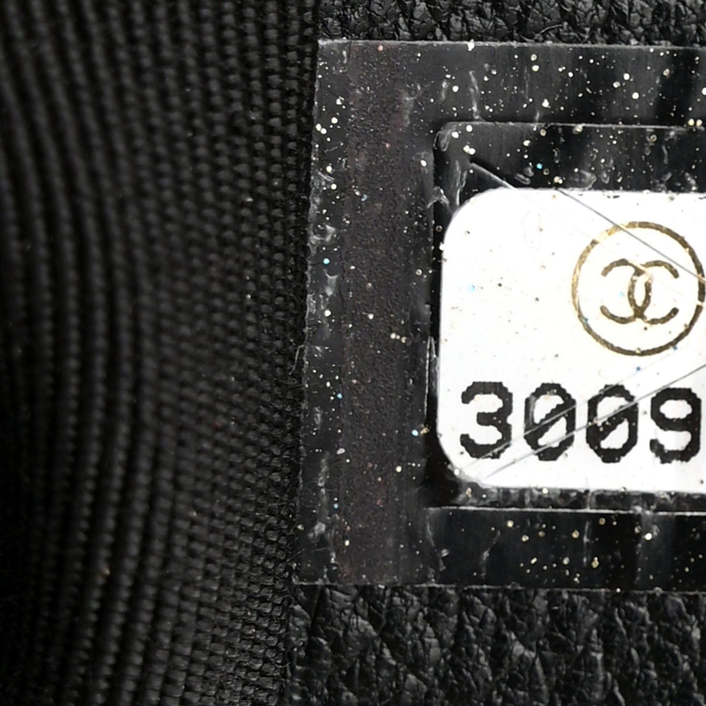 Tweed Quilted Maxi Chanel 19 Flap Black Ecru White