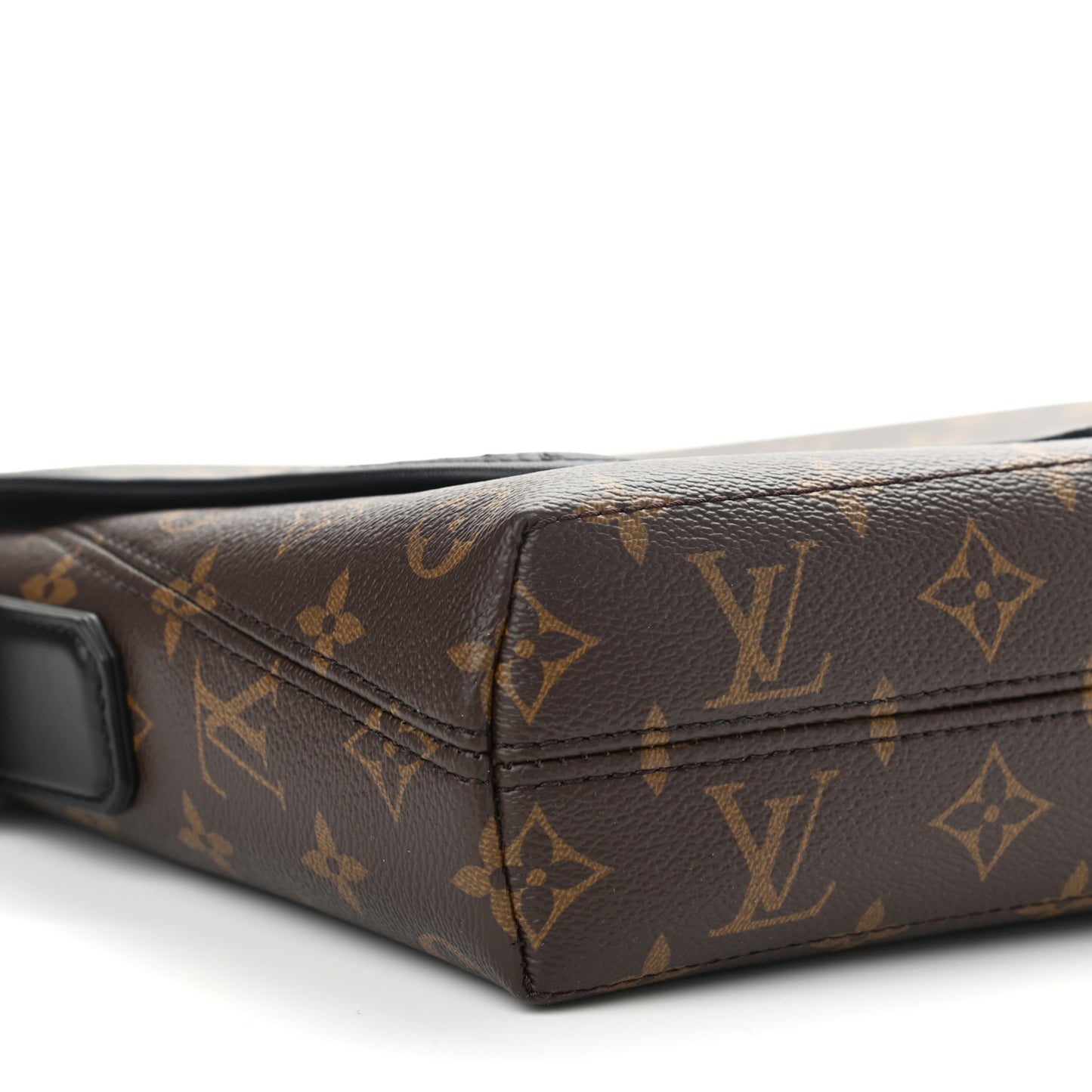 Monogram Macassar Magnetic Messenger