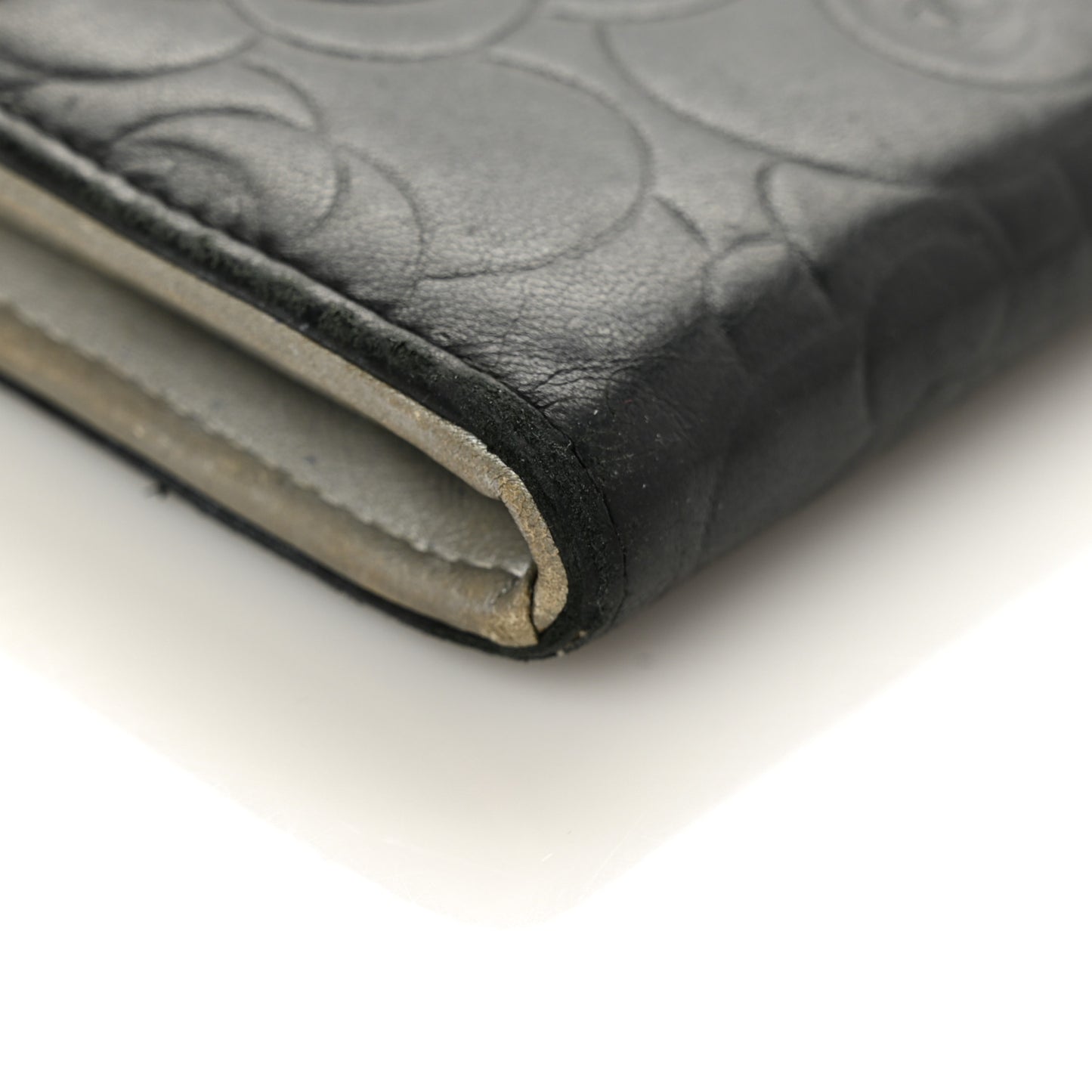 Lambskin Camellia Embossed Zipped Gusset Wallet Black