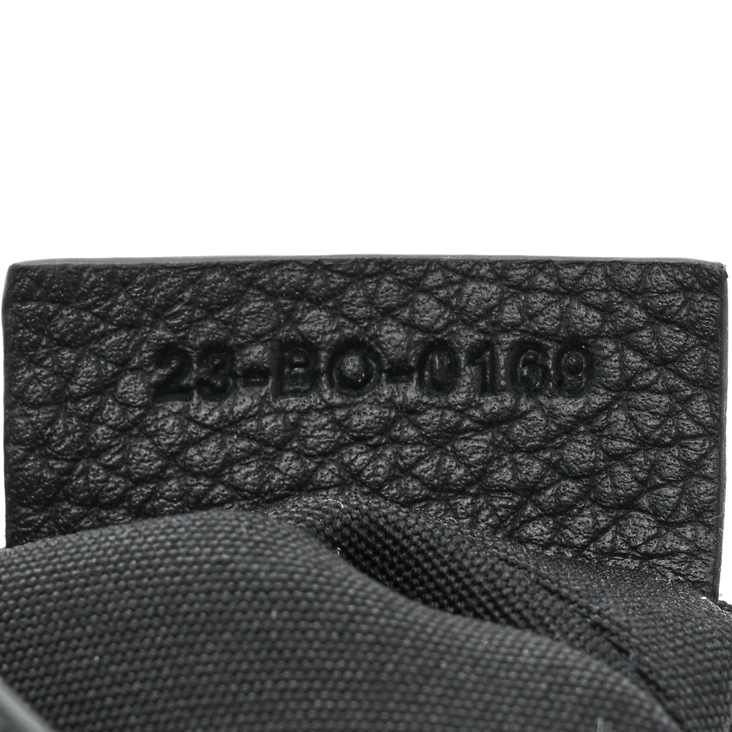 Grained Calfskin Saddle Messenger Bag Black