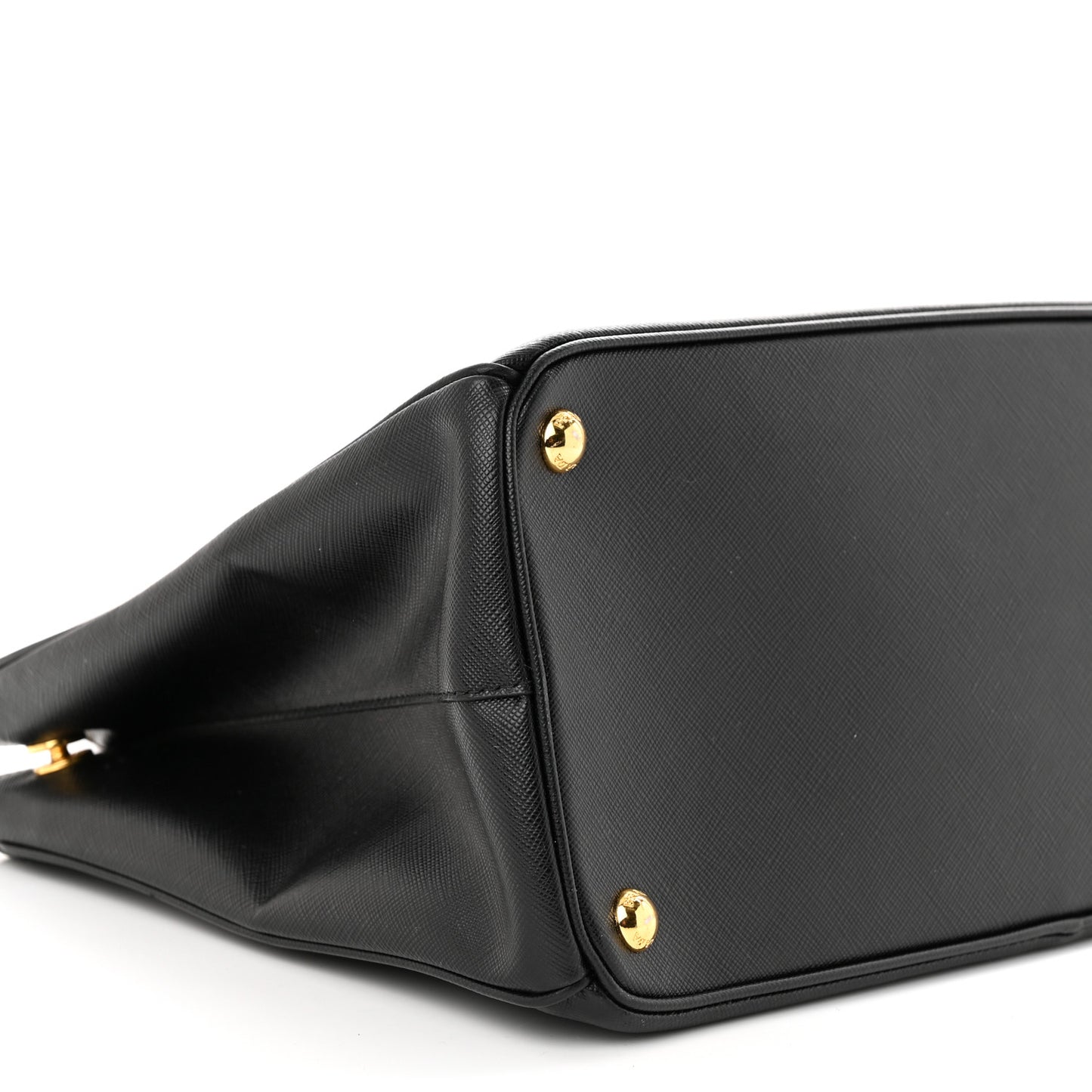 Saffiano Medium Galleria Double Zip Tote Black