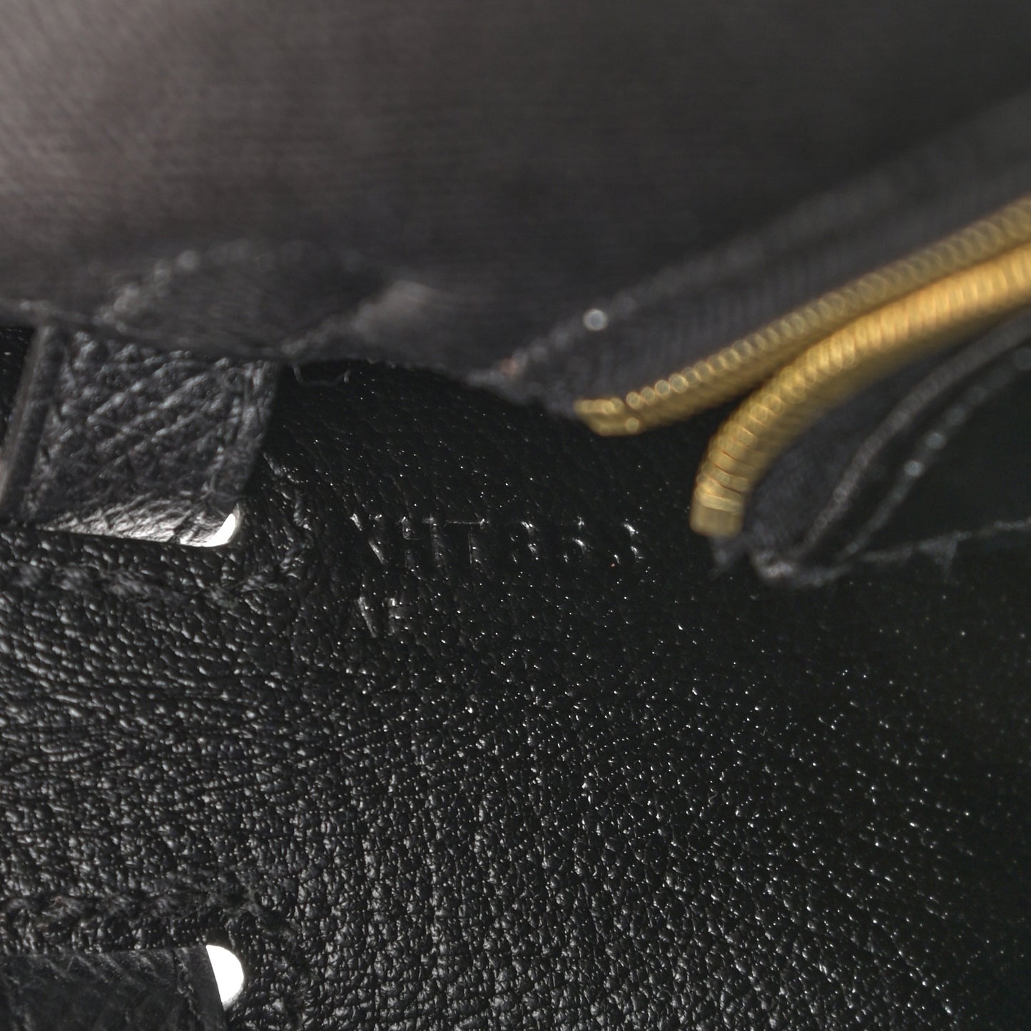 Epsom Kelly Sellier 25 Black