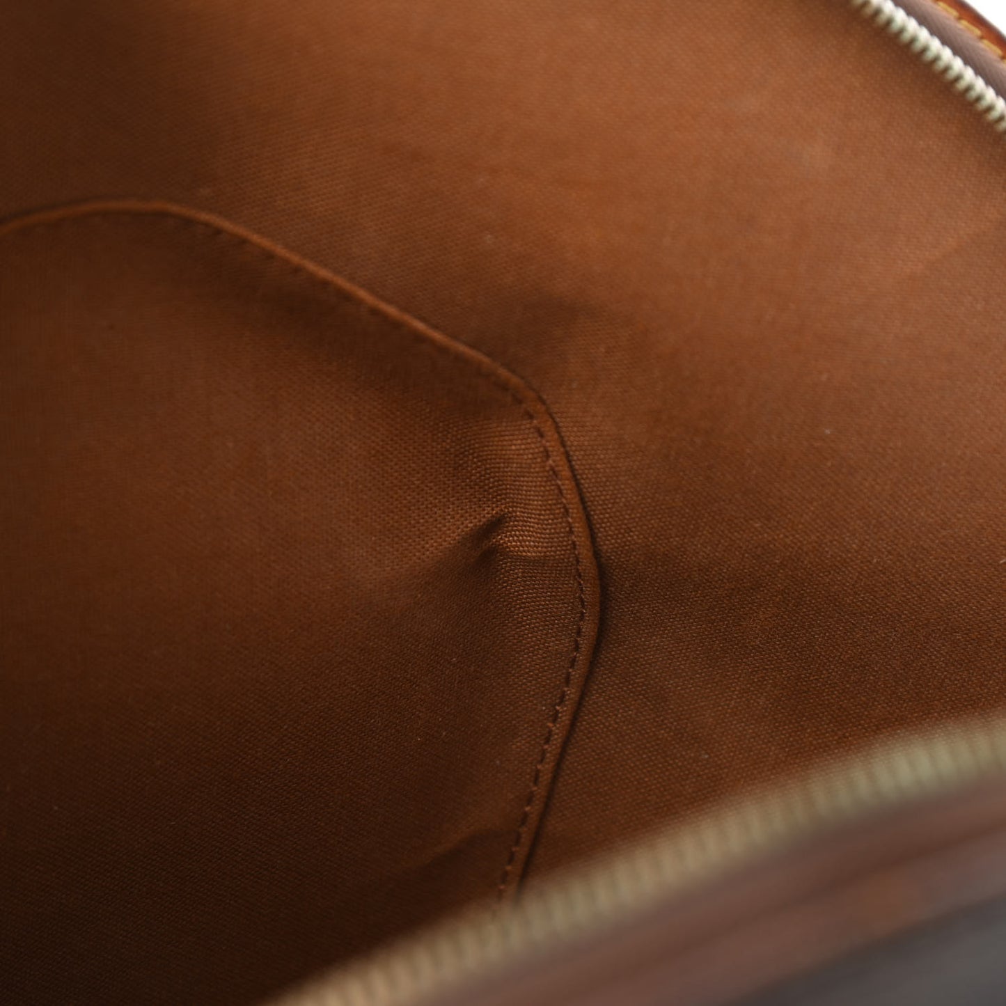 Monogram Ellipse MM