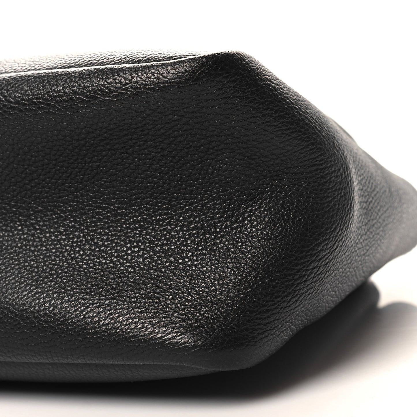 Vitello Daino Soft Medium Dynamique Tote Black