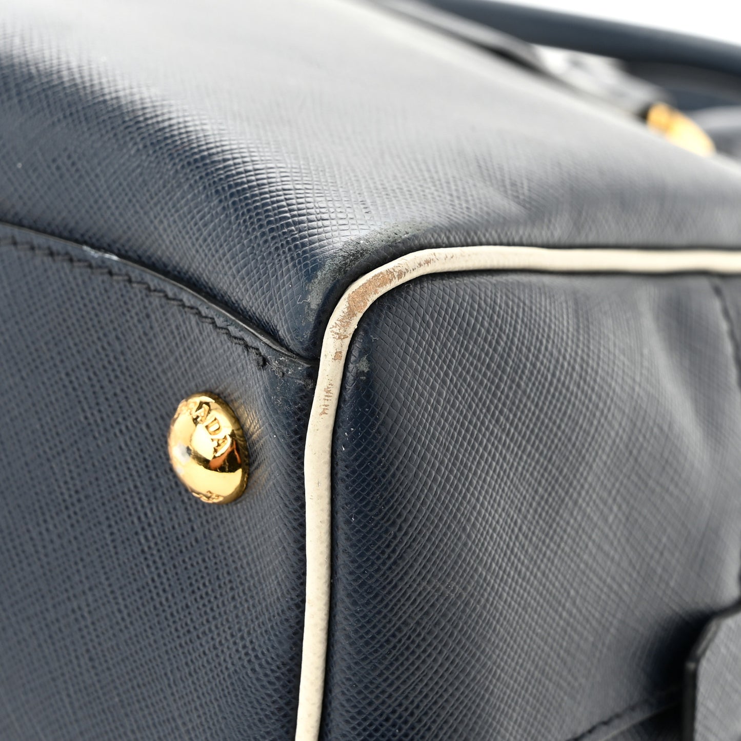 Saffiano Lux Bowling Bag Baltico Talco