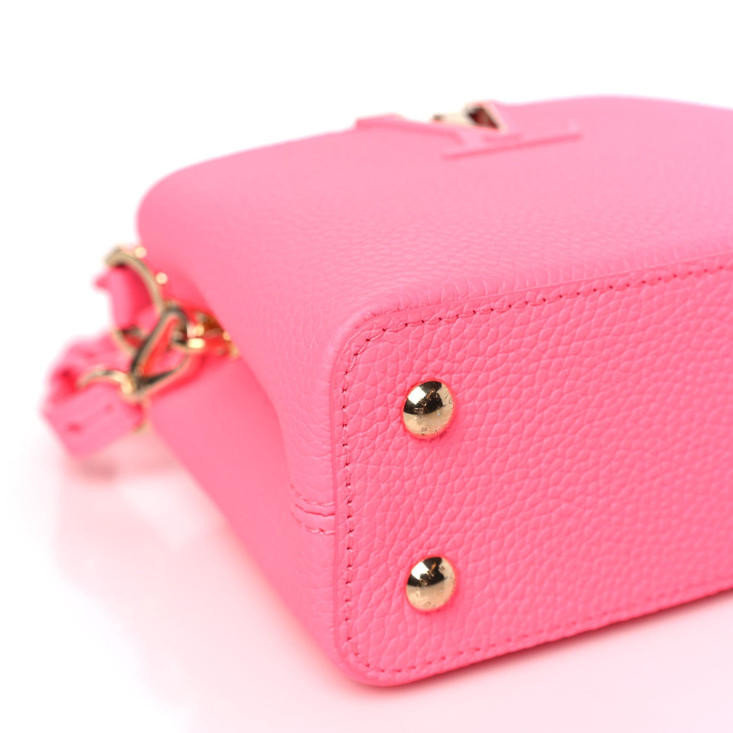 Taurillon Monogram Capucines Mini Fluo Pink