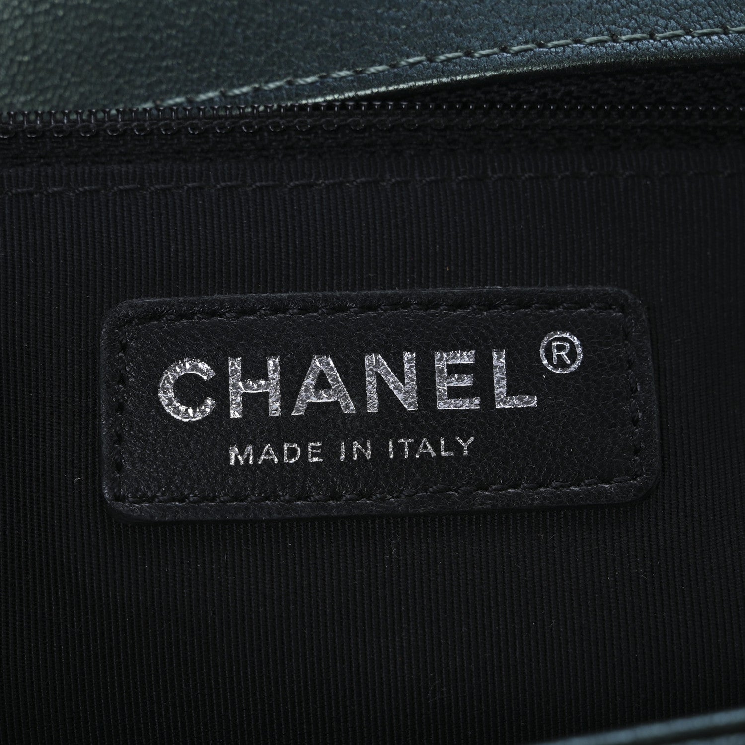 Chanel Iridescent Goatskin Quilted New Medium Boy Flap Green 6 of 10