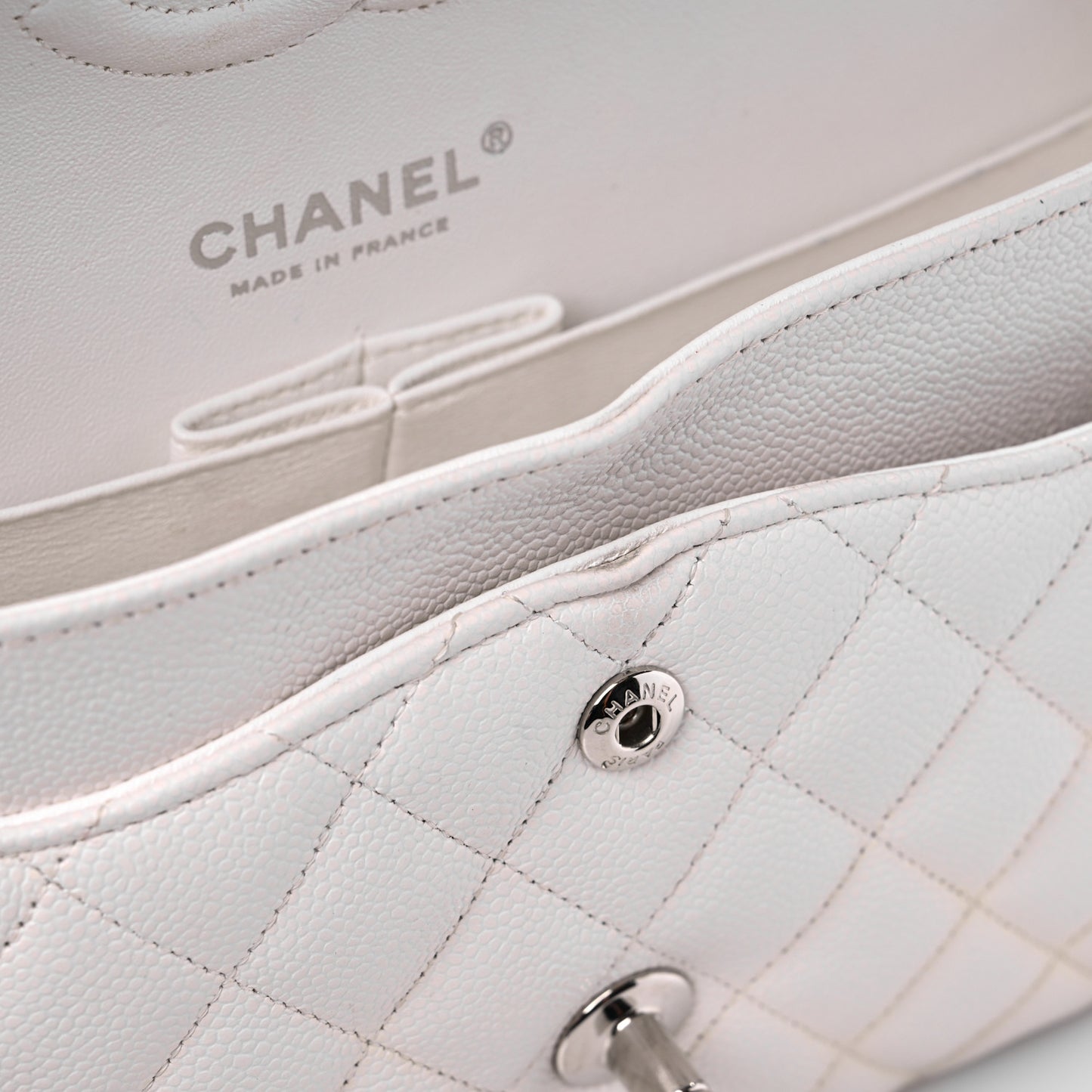 Caviar Quilted Medium Double Flap White