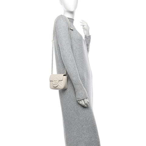 Calfskin Matelasse Monochrome GG Marmont Chain Mini Belt Bag Mystic White