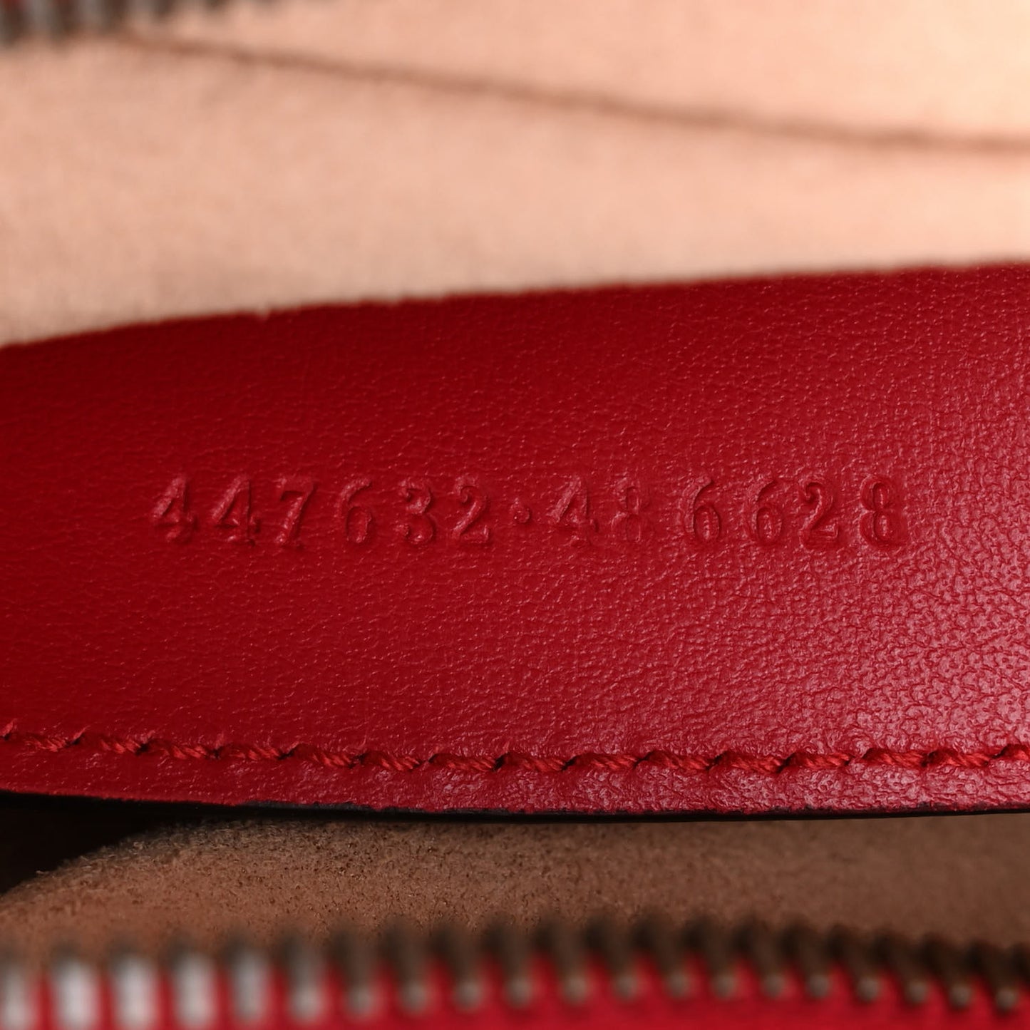 Calfskin Matelasse Small GG Marmont Chain Shoulder Bag Hibiscus Red
