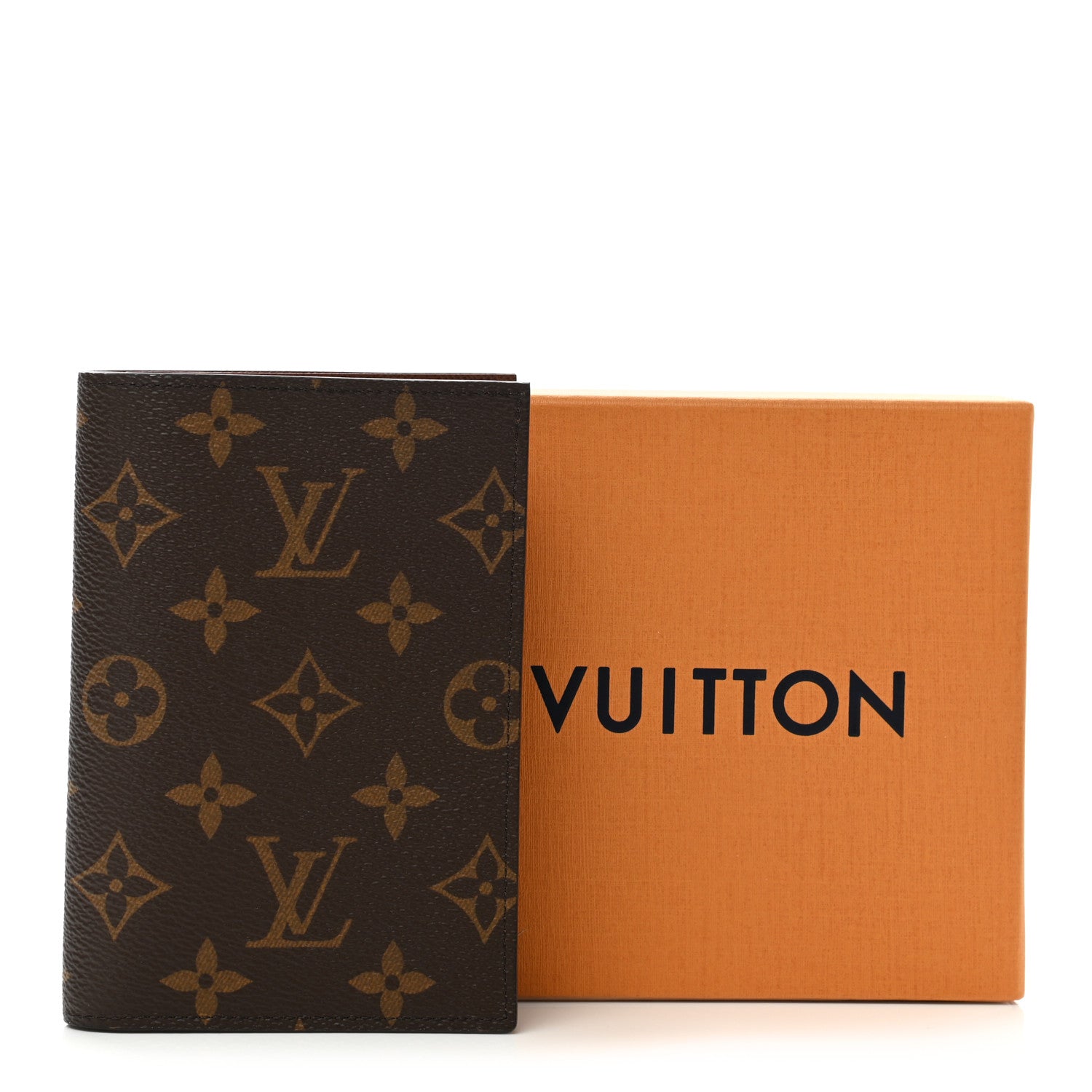 Louis Vuitton Monogram Passport Cover 9 of 9