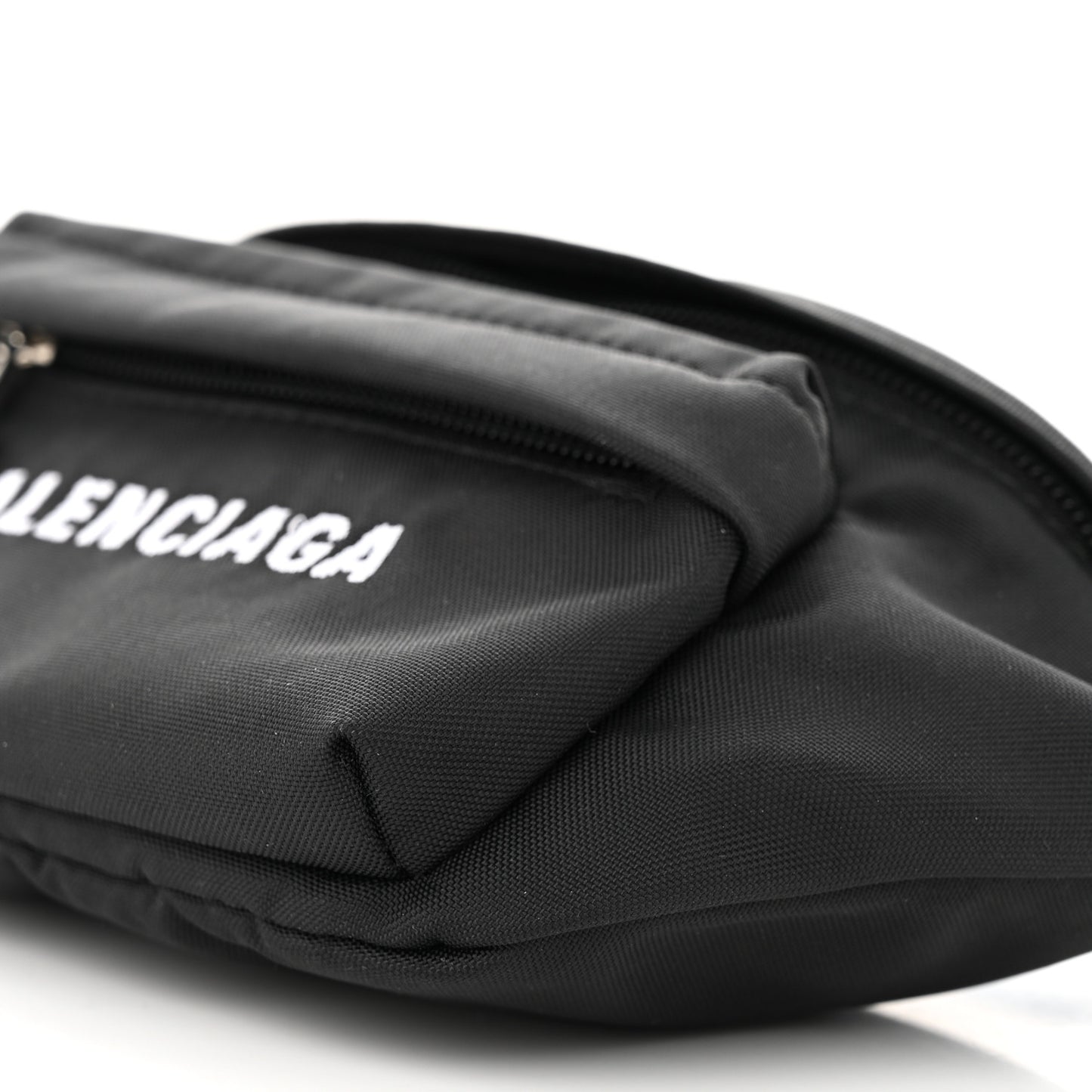 Sport Nylon Logo Embroidered Wheel Belt Bag Black White