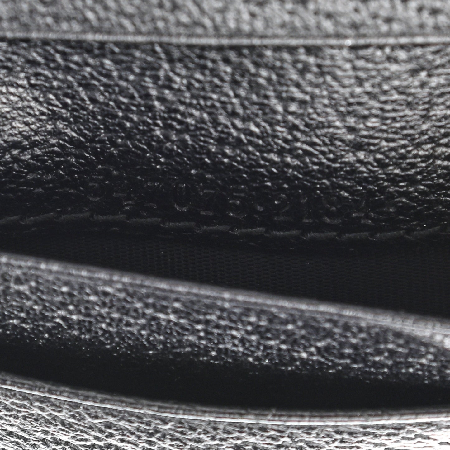 Calfskin Boar Effect GG Marmont Card Case Black