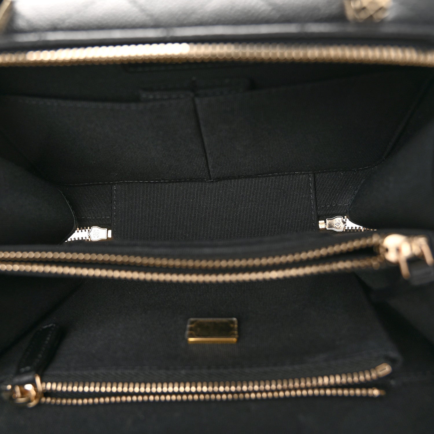 Chanel Caviar Quilted Top Handle Vanity Case Black 5 of 10