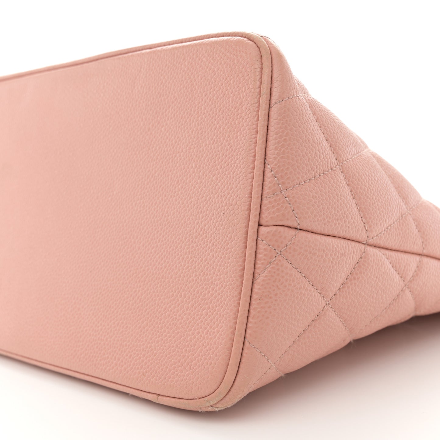 Caviar Quilted Medallion Tote Light Pink