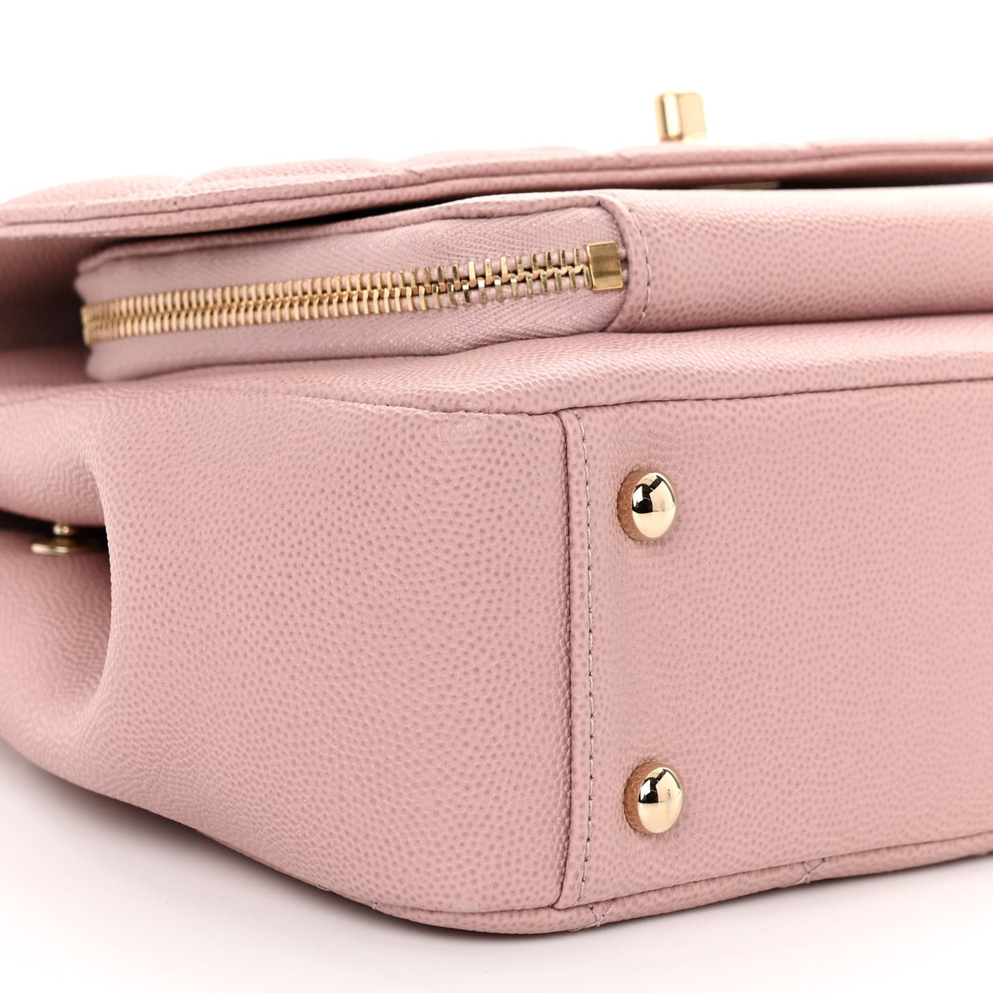 Caviar Quilted Medium Business Affinity Flap Light Pink