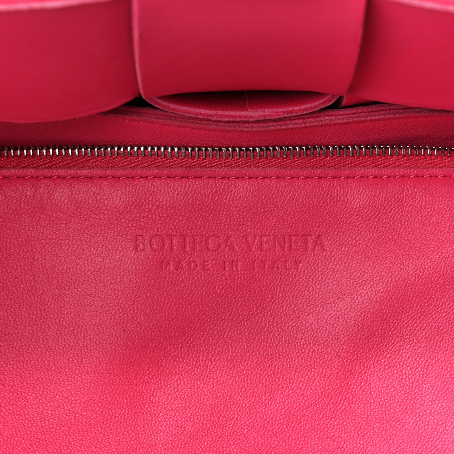 Lambskin Maxi Intrecciato Cassette Crossbody Bag Lollipop