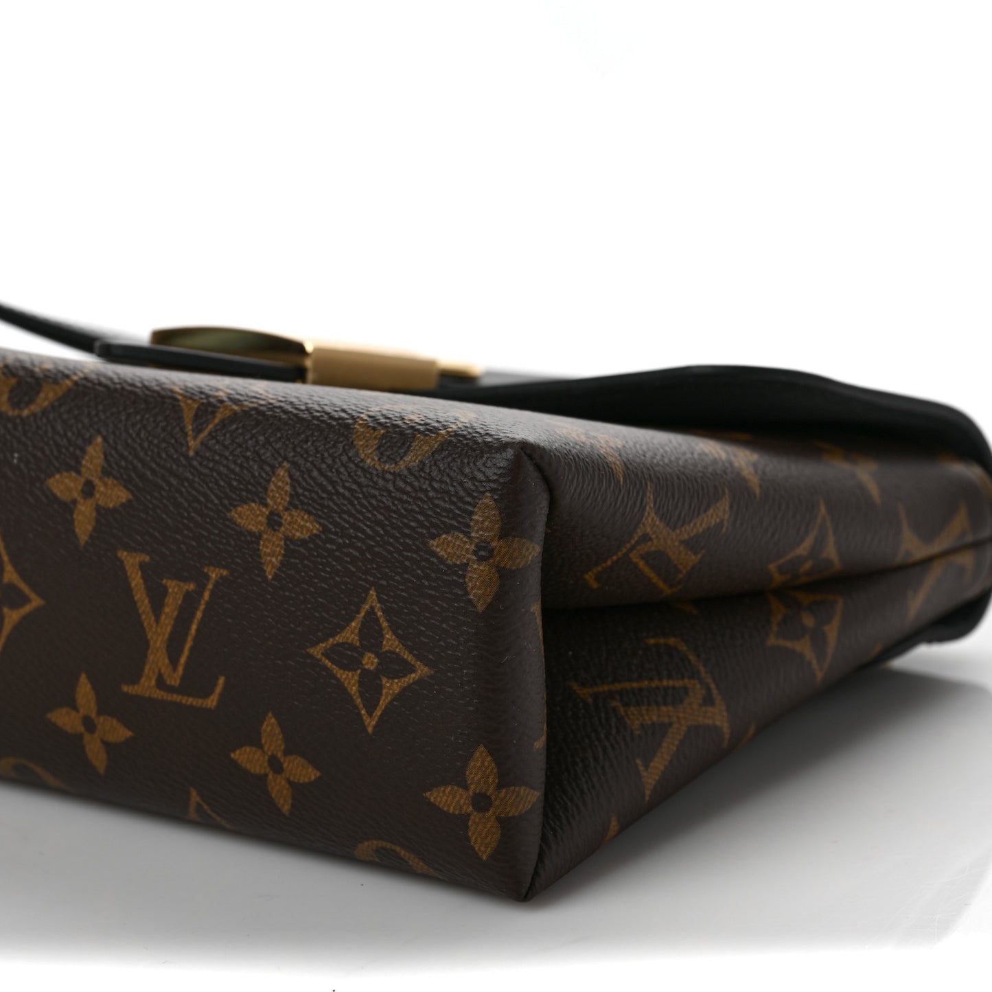 Monogram Locky BB Black