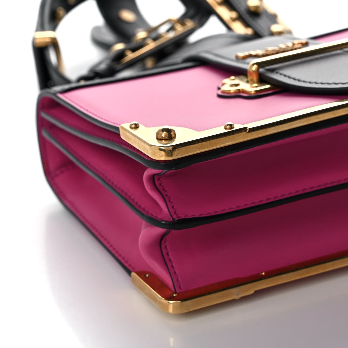 City Calf Saffiano Cahier Bag Fuxia Black
