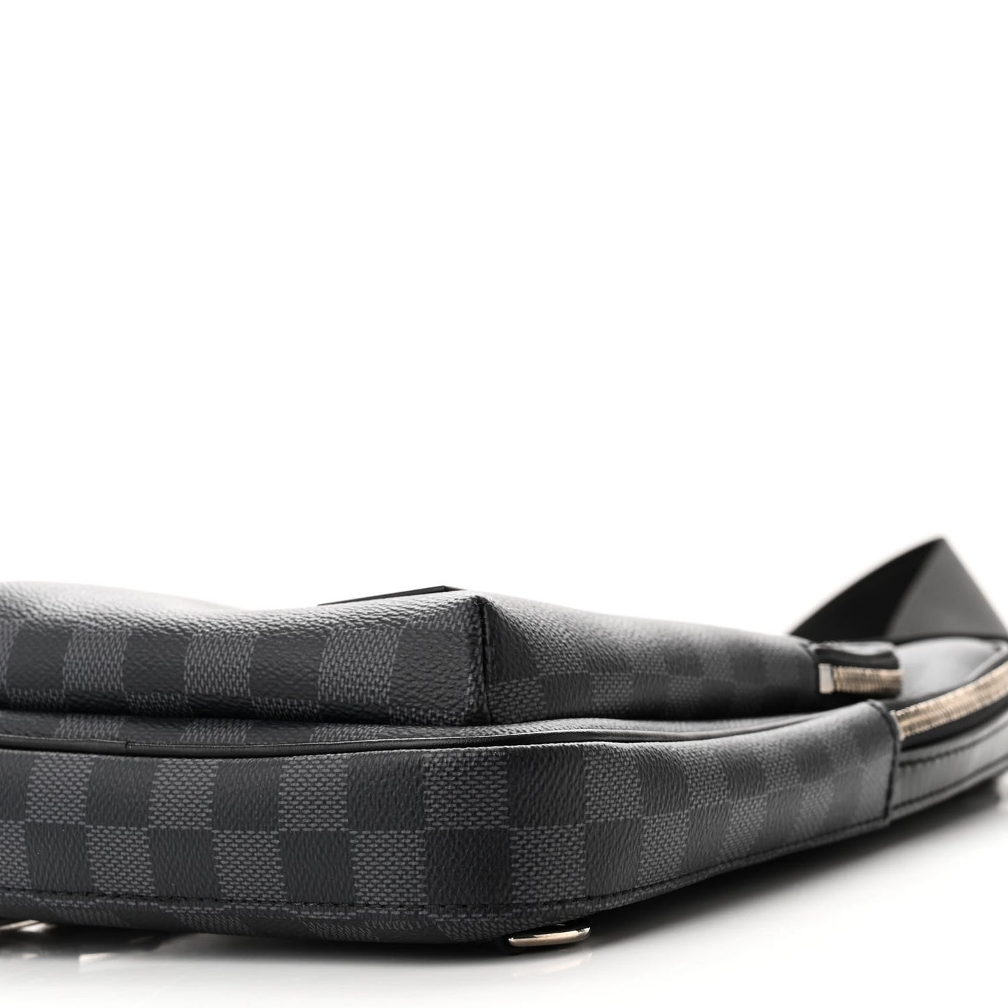 Damier Graphite Avenue Sling Bag NM