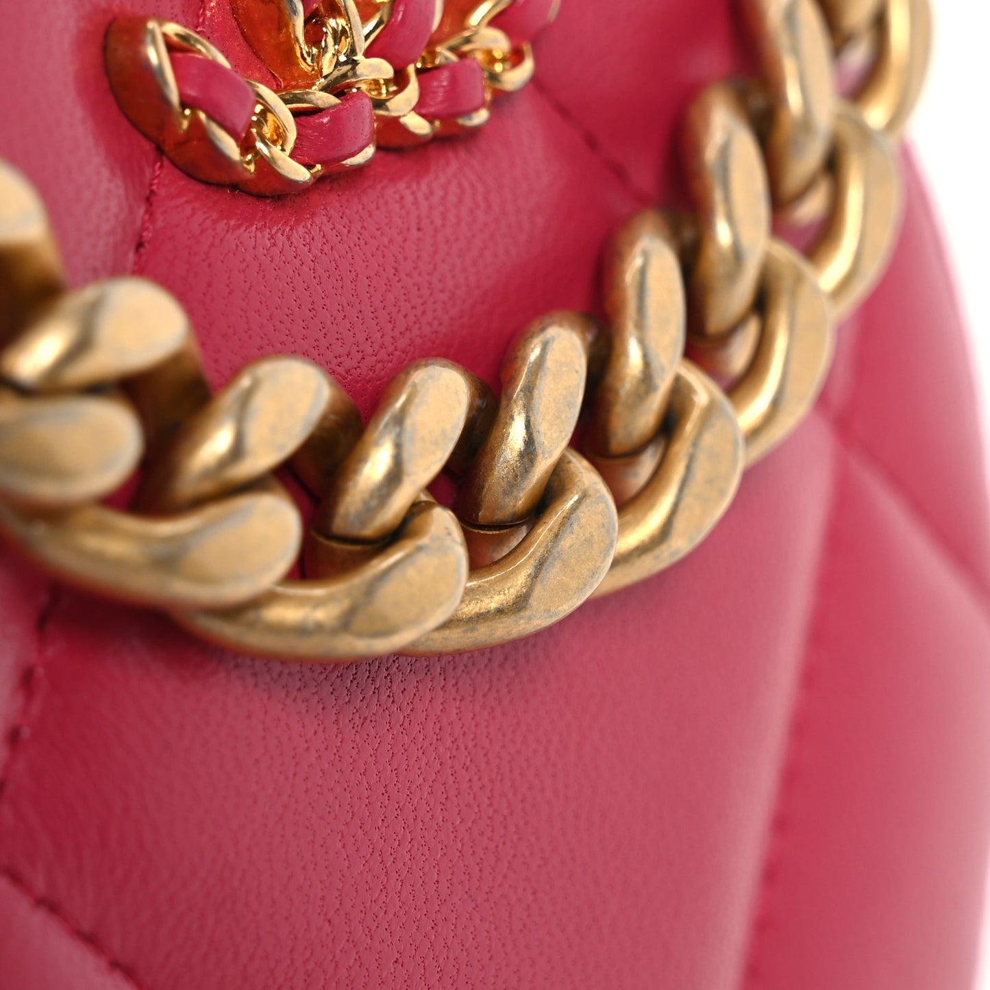 Goatskin Quilted Chanel 19 Round Clutch With Chain Dark Pink