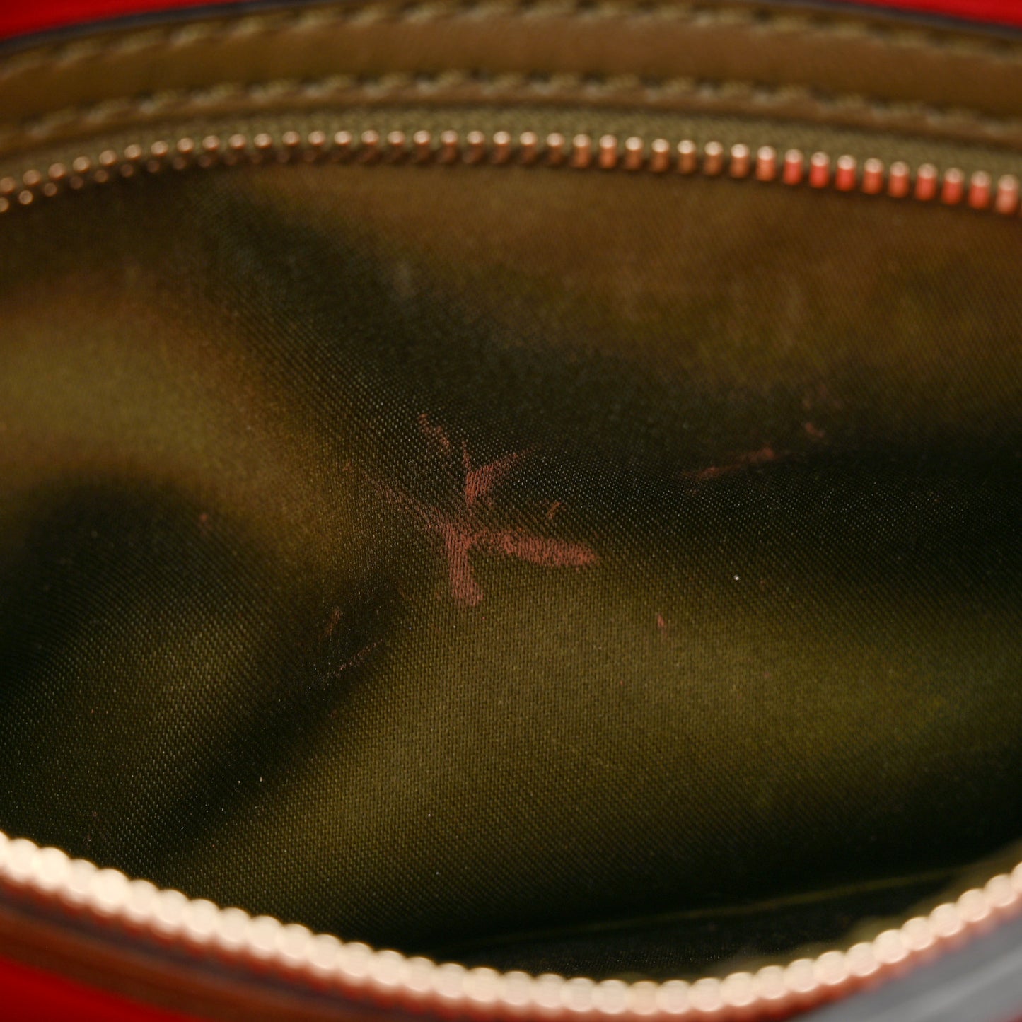 Nappa Canvas Camouflage Rockstud Wristlet Clutch Verde Rouge
