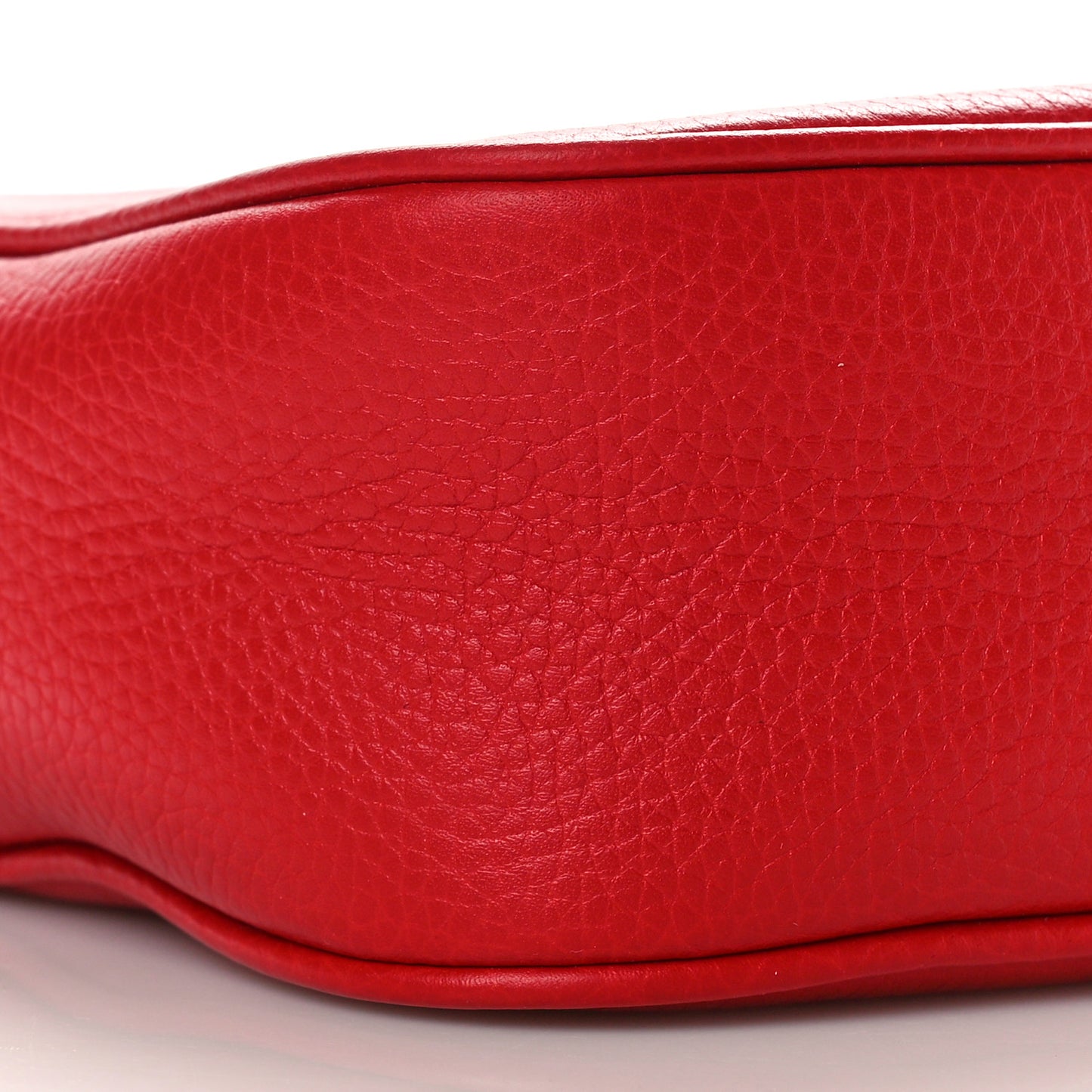Pebbled Calfskin Small Soho Disco Bag Tabasco Red