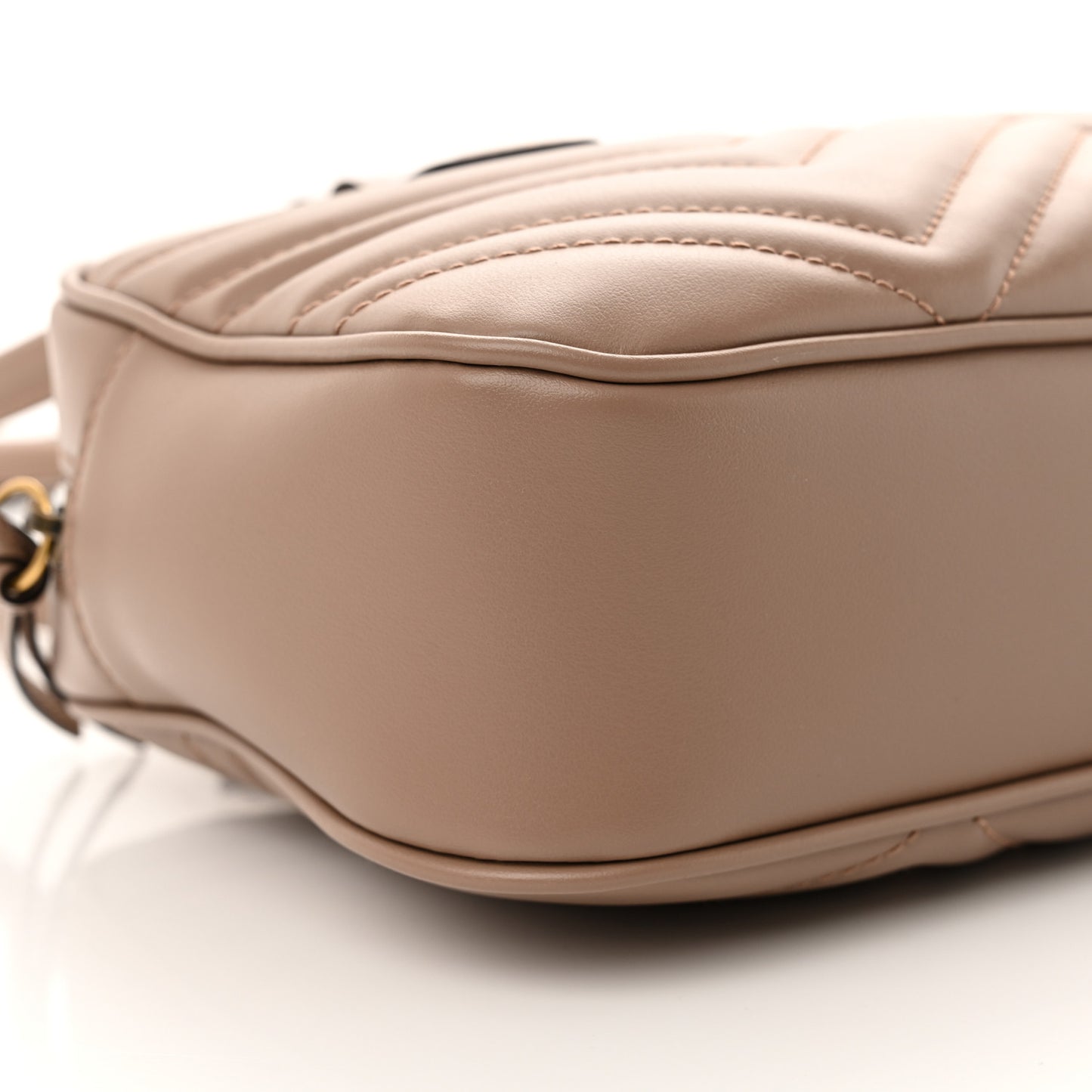 Calfskin Matelasse Medium GG Marmont East West Shoulder Bag Porcelain Rose