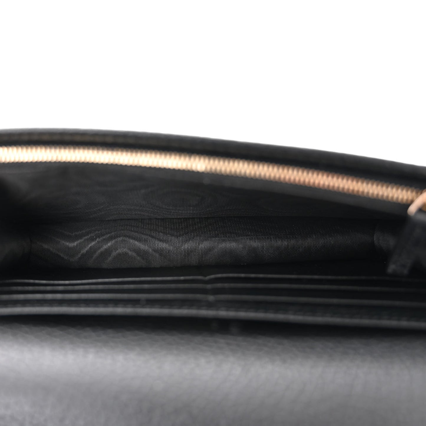 Pebbled Calfskin Soho Wallet On Chain Black