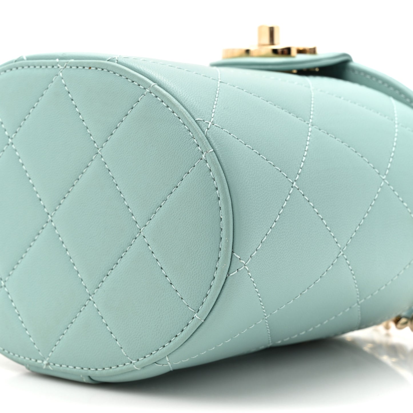 Lambskin Resin Elegant Chain Vanity Case Light Blue
