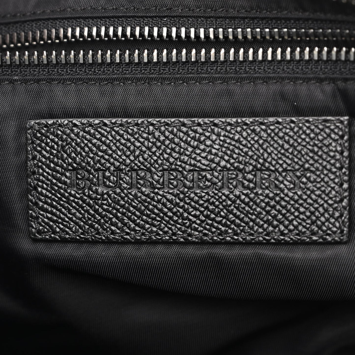 Nylon Jacquard Beat Check Sundorine Messenger Bag Black