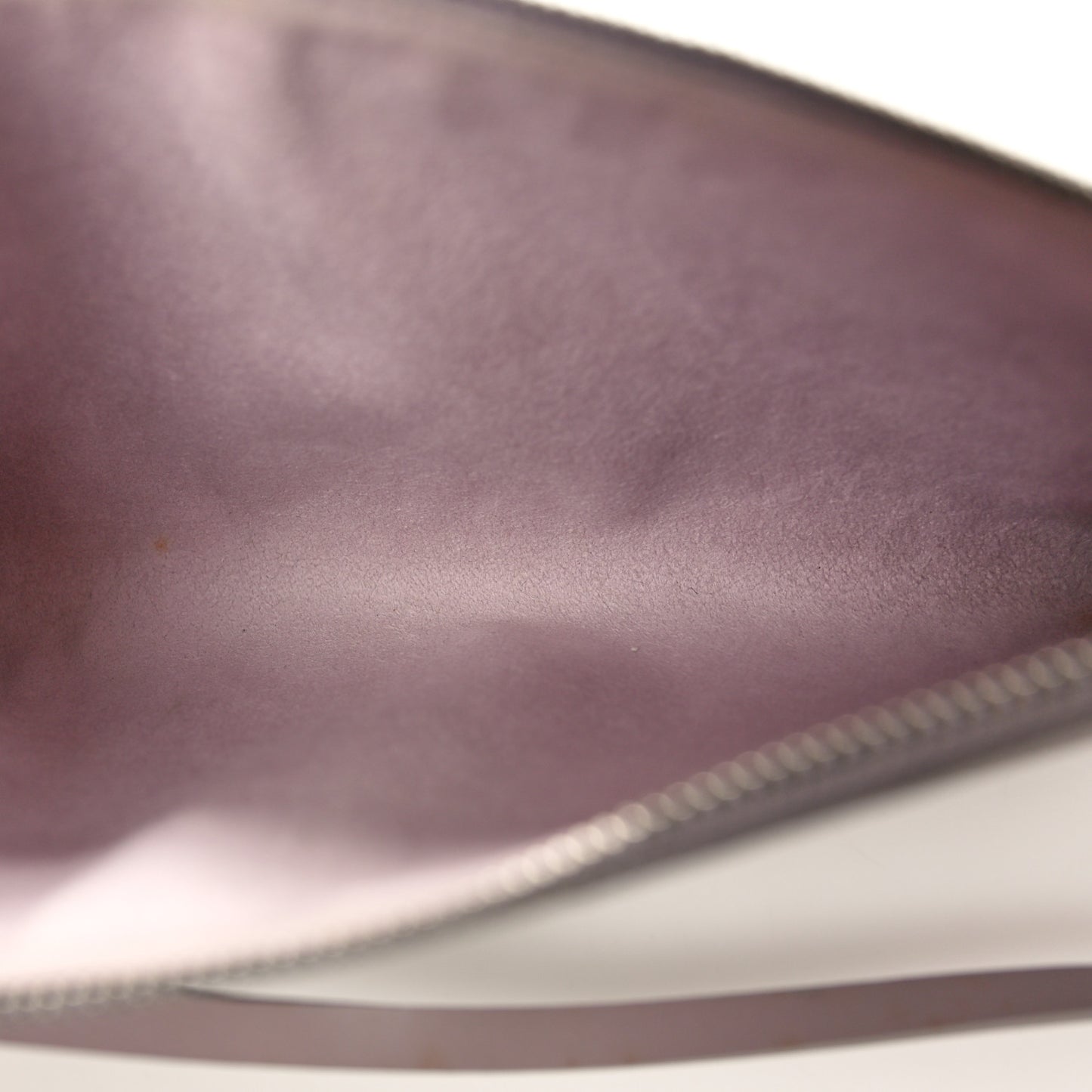 Epi Pochette Accessories 24 Lilac