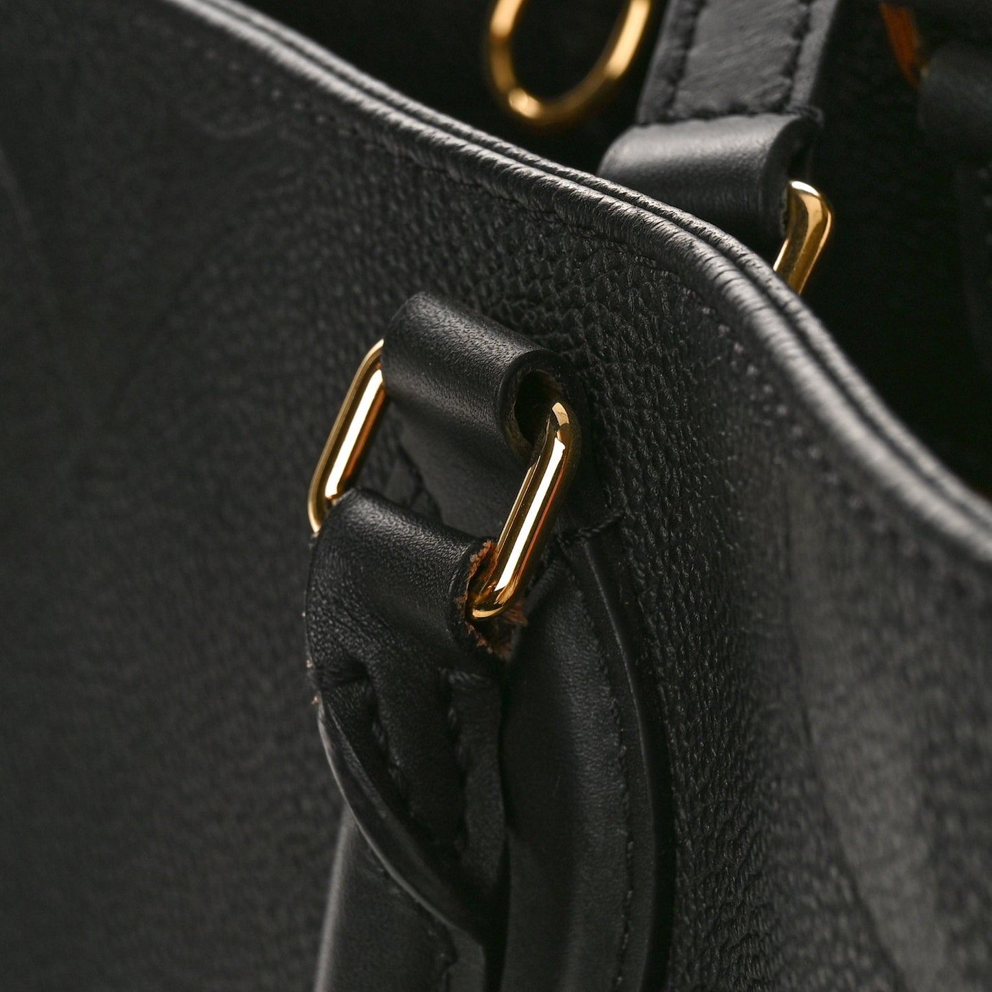 Empreinte Monogram Giant Onthego MM Black