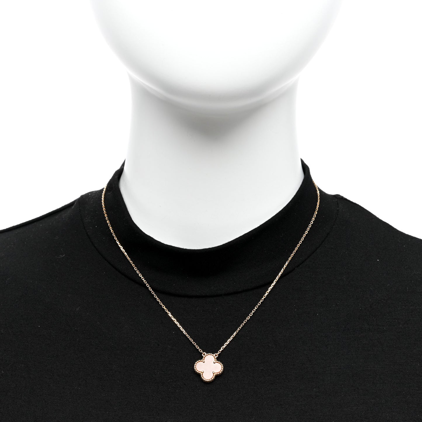 18K Yellow Gold Carnelian Vintage Alhambra Pendant Necklace