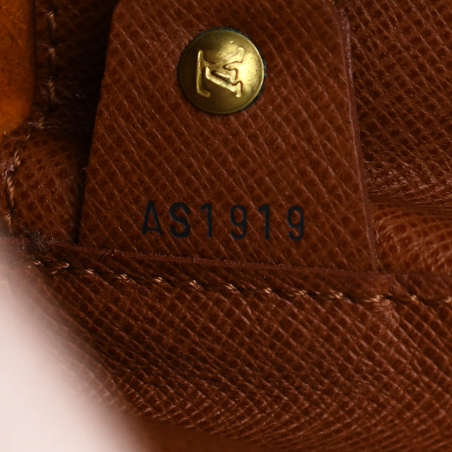 Monogram Musette GM