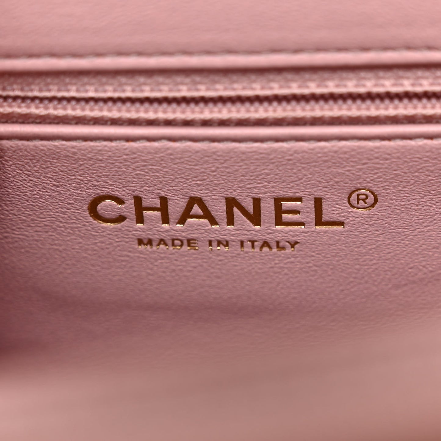 Caviar Quilted Medium Business Affinity Flap Light Pink