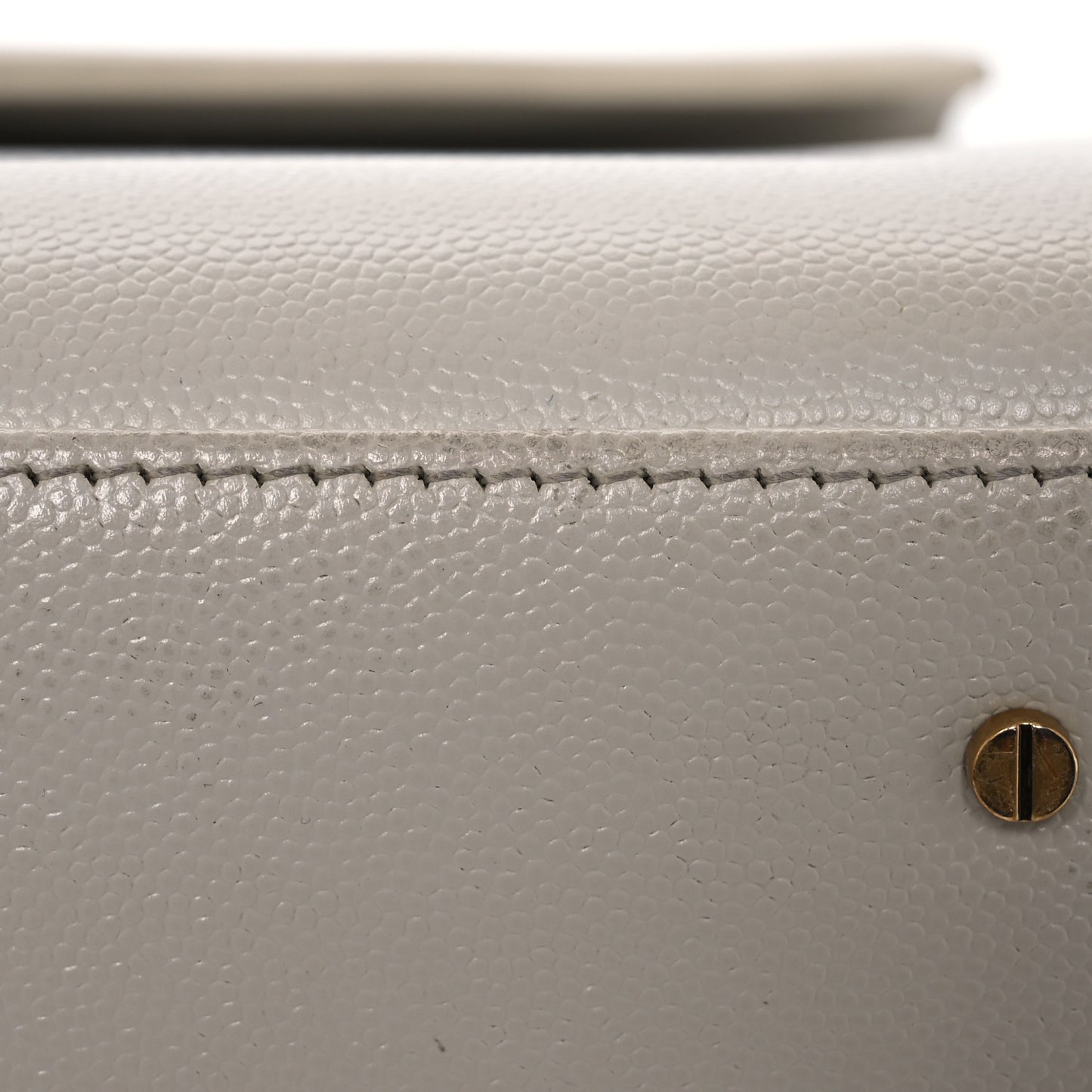 Grain de Poudre Medium Classic Monogram Cassandra Top Handle Crema Soft Rouge Legion