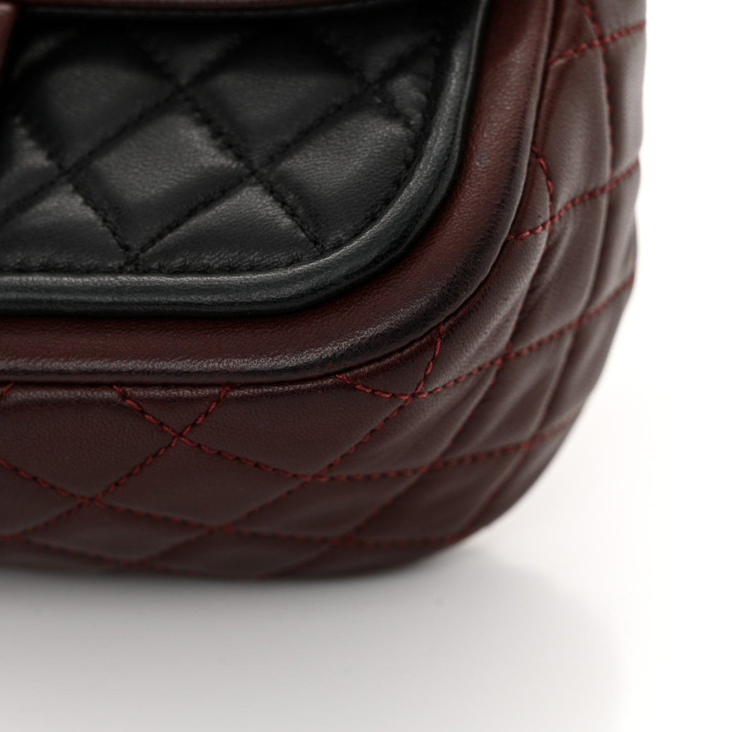 Lambskin Classic Twist Mini Rectangular Flap Black Burgundy