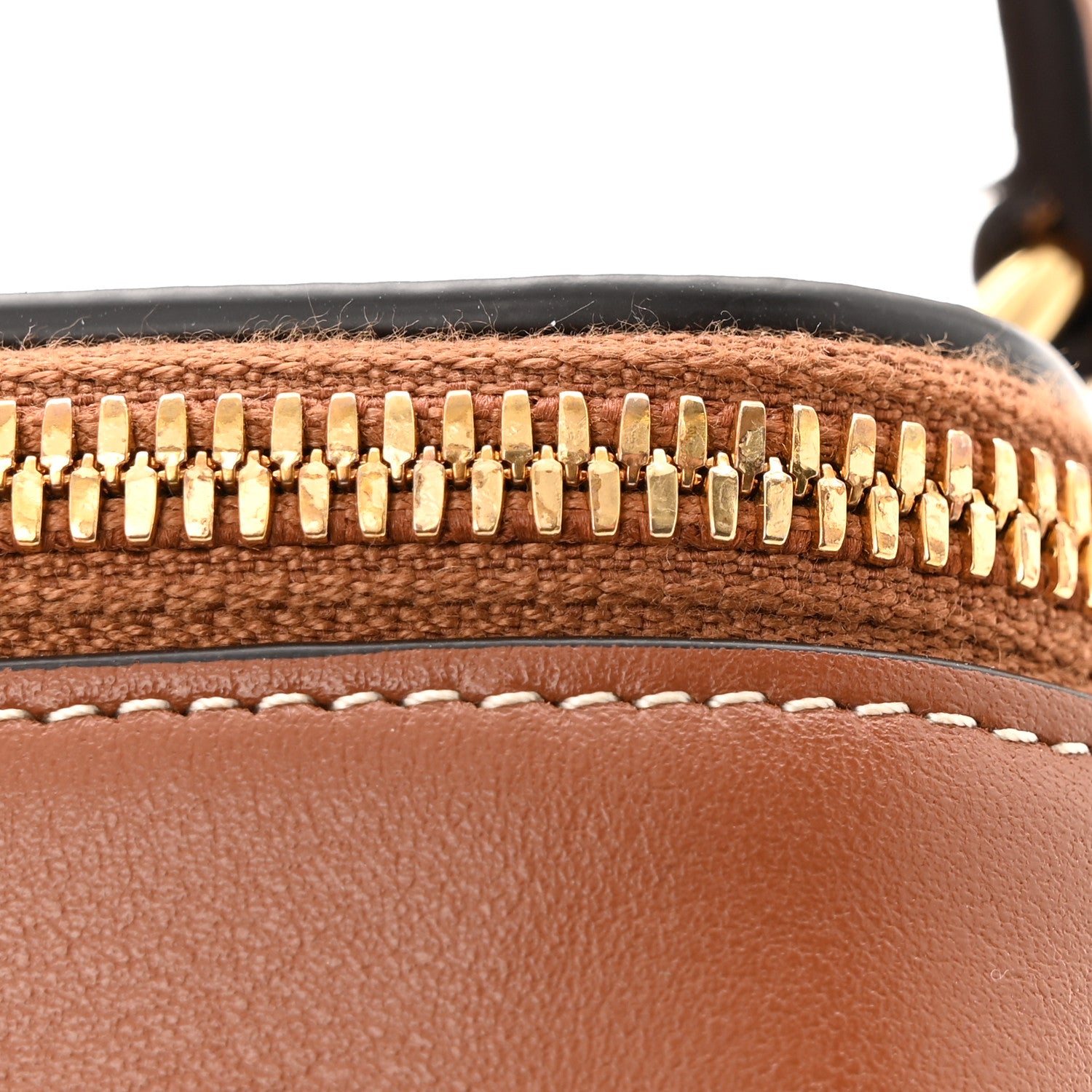 Celine Smooth Calfskin Cuir Triomphe Mini Vanity Case Tan 15 of 16