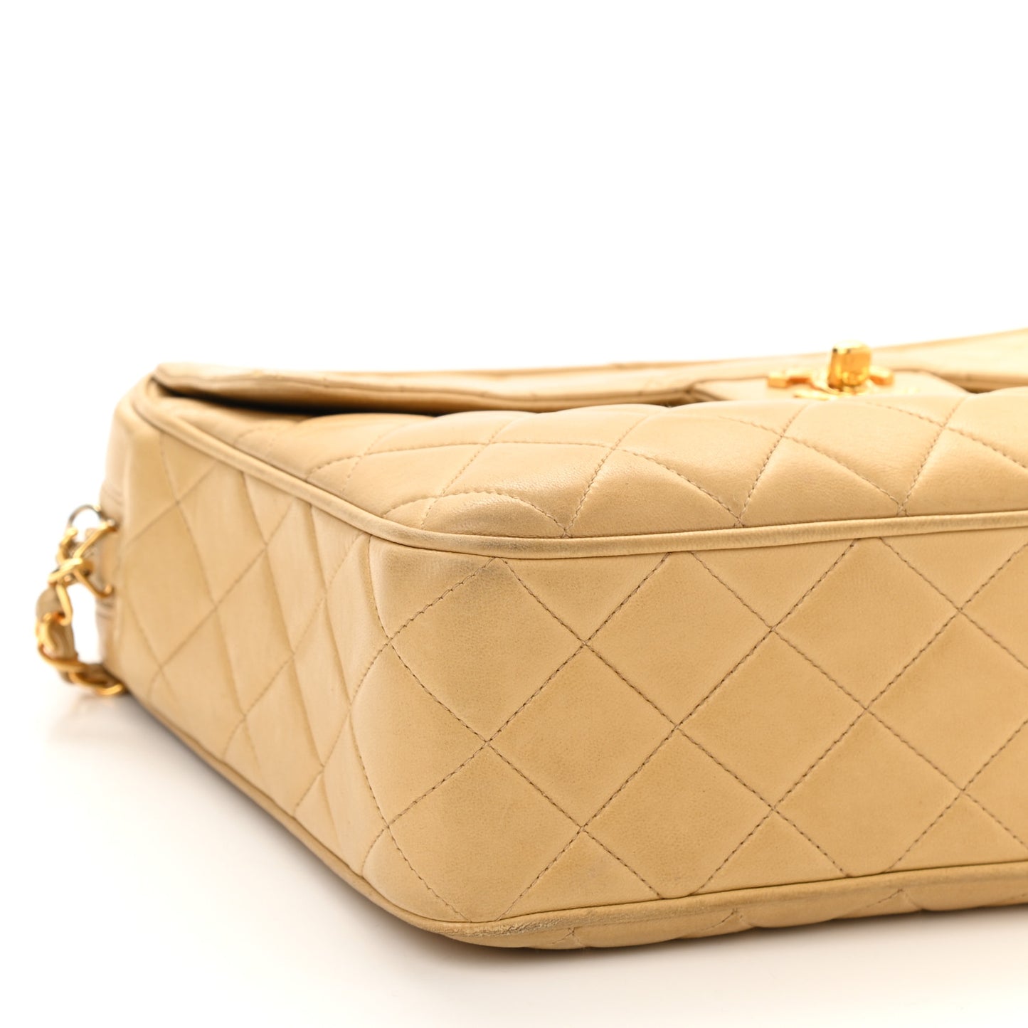 Lambskin Quilted Flap Camera Case Beige Clair