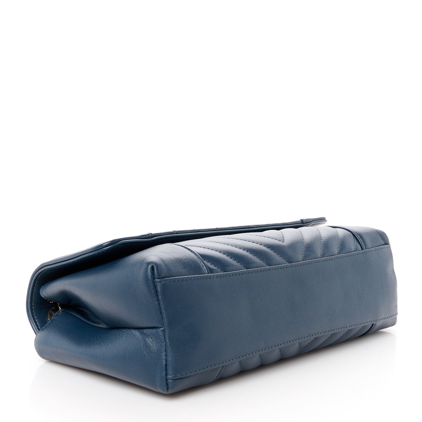 Calfskin Quilted Medium Daily Chevron Flap Navy Blue