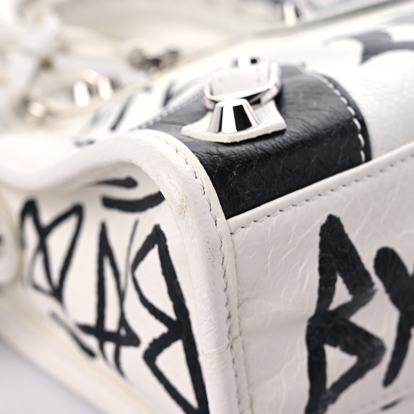 Agneau Arena Graffiti All Over Classic Silver Hardware Mini City White Black
