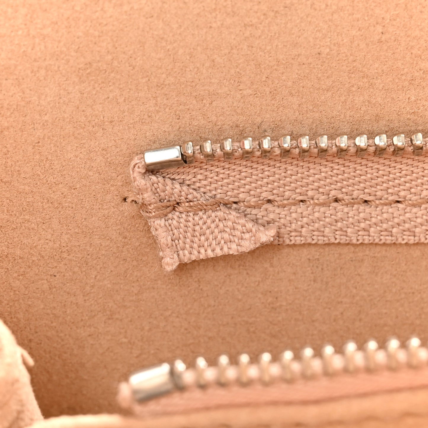 ALEXANDER MCQUEEN Calfskin Crocodile Embossed Knuckle Flat Clutch Black