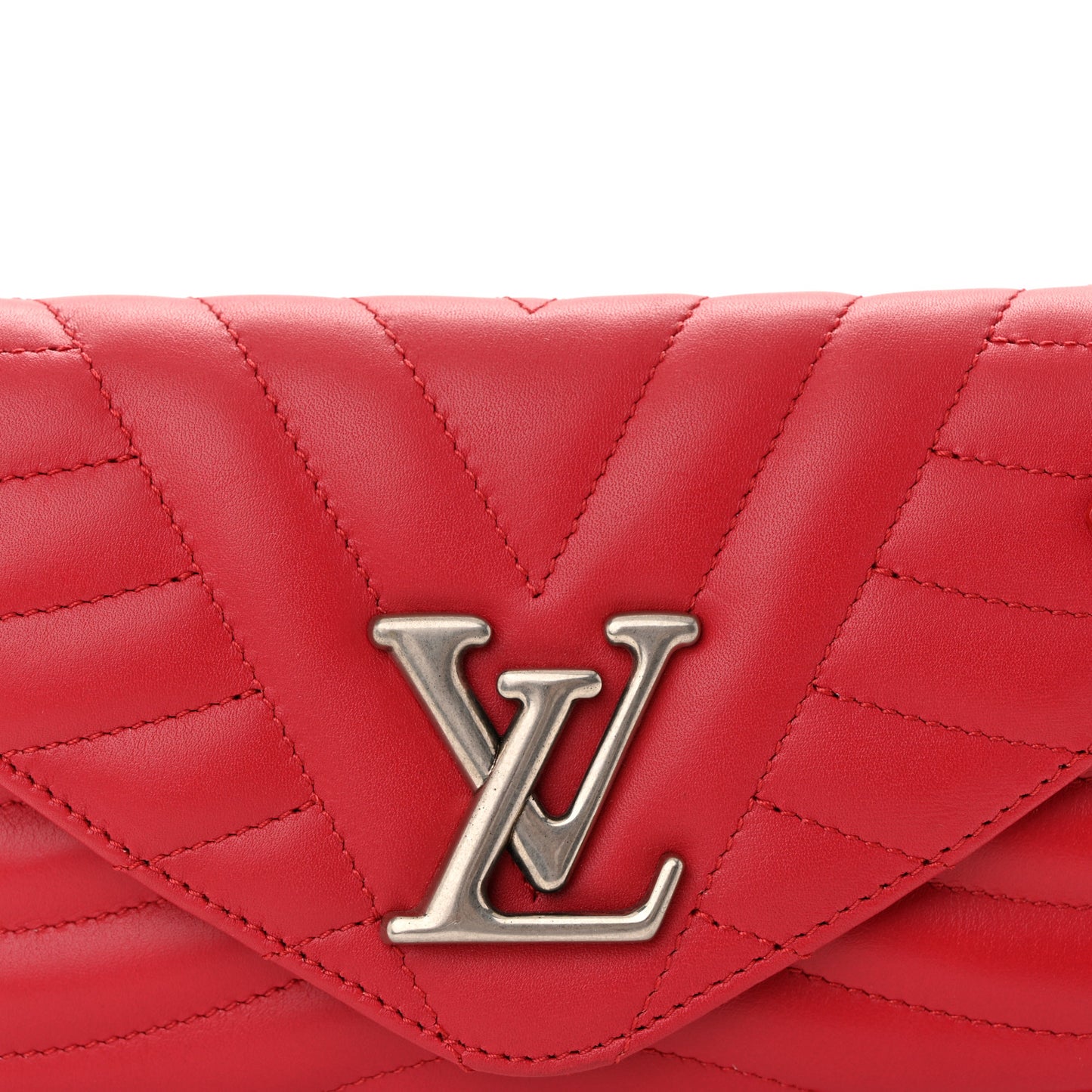 Calfskin New Wave Chain Pochette Scarlet