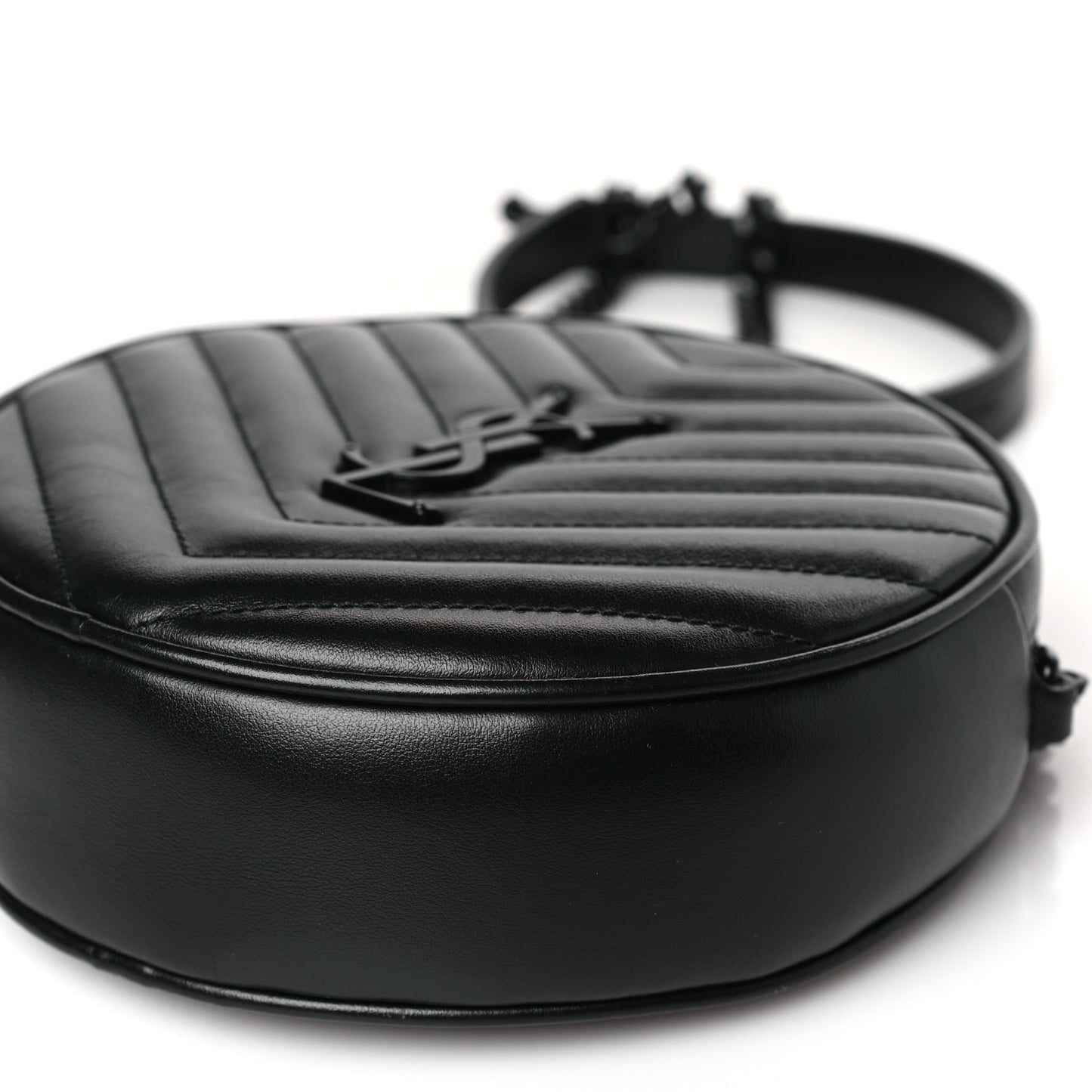 Calfskin Matelasse Chevron Round Vinyle Camera Bag Black