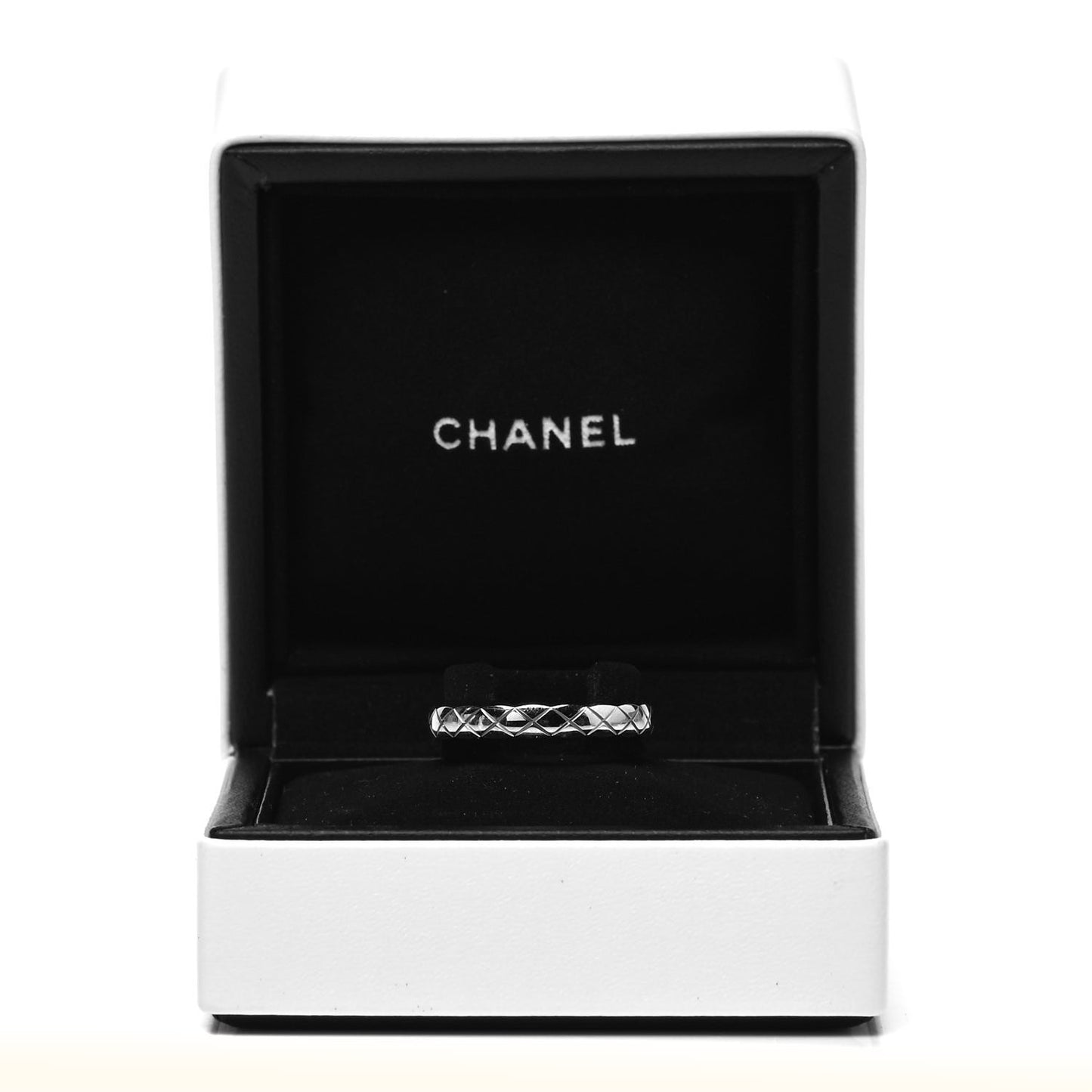 18K White Gold Mini Coco Crush Ring 57 8