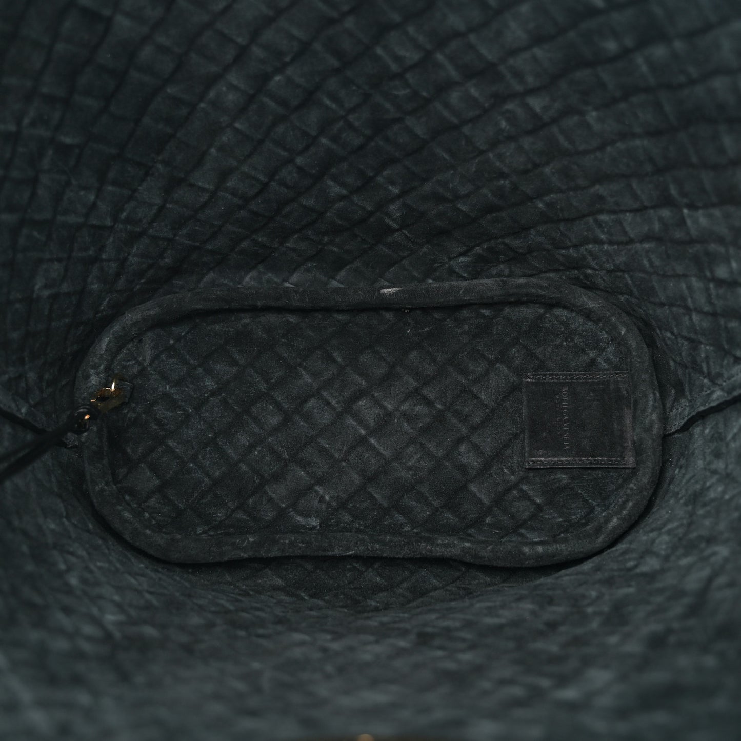 Calfskin Intrecciato Picnic Black